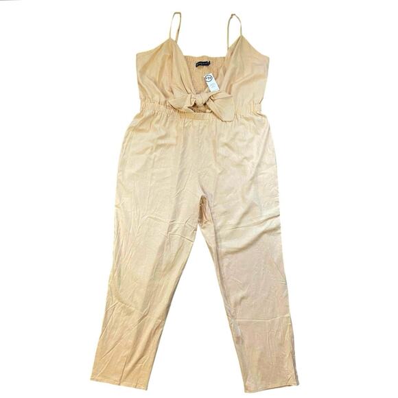 Fashion to Figure Nissa Tie-front Linen Jumpsuit NWT - 2X - Picture 2 of 6